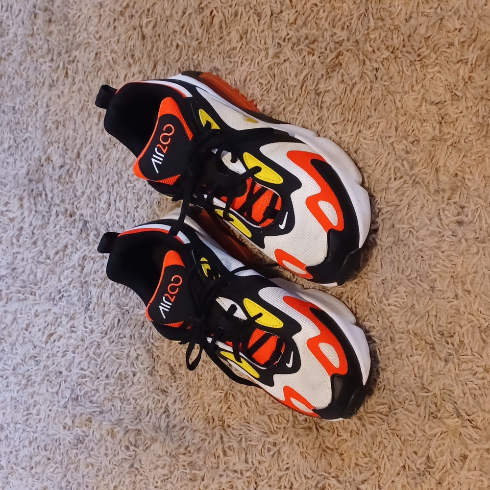 Nike Air Max 200